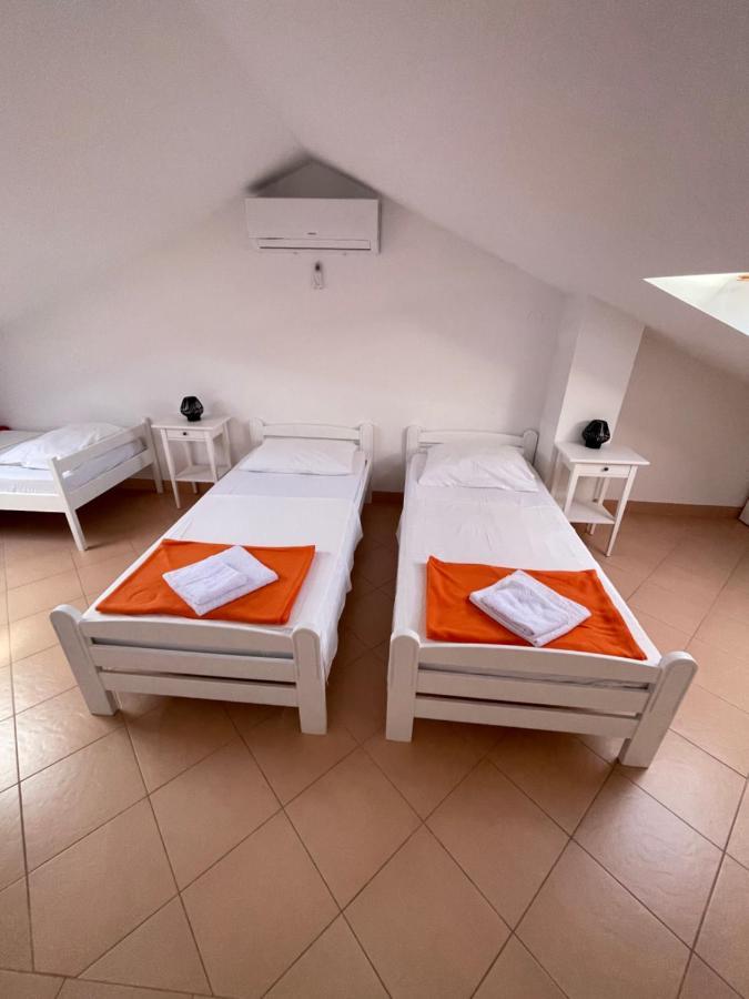 Apartments Andrea Stara Novalja Extérieur photo